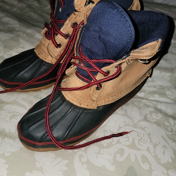 Boots - Picture 2 of 3